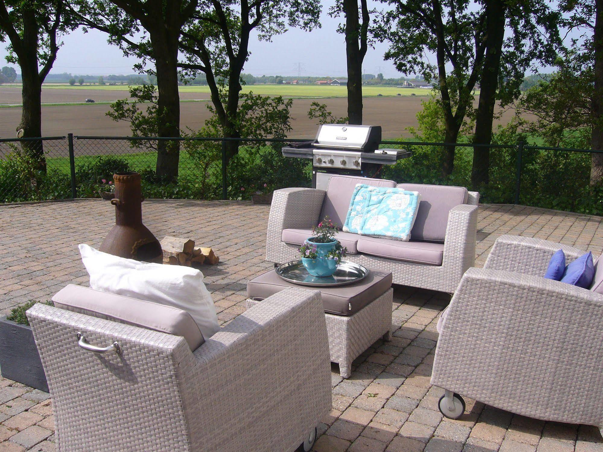 B&B Op De Brabantse Wal Halsteren Exterior photo